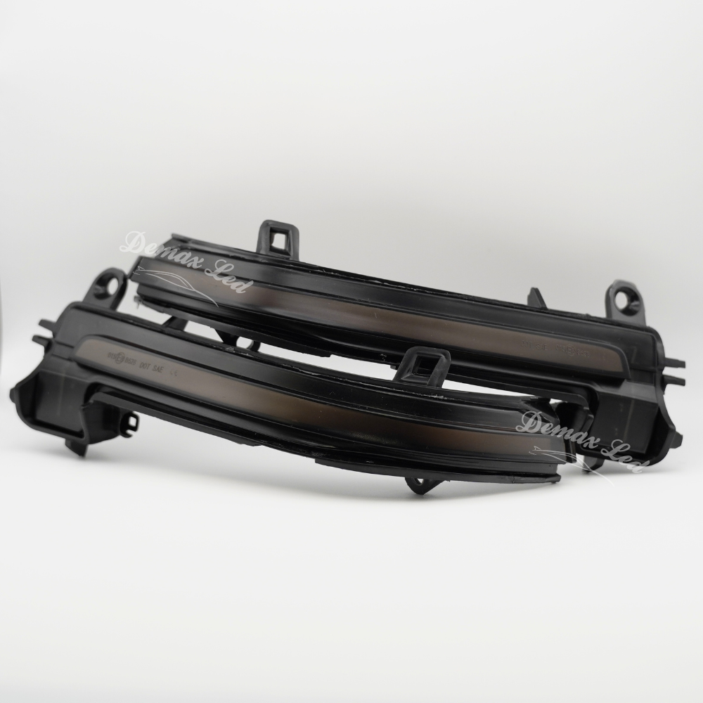 BMW Dynamic LED Turn Signal Lights – ON sequential view – DEMAX LED | Clignotants LED dynamiques BMW – vue allumée séquentielle – DEMAX LED