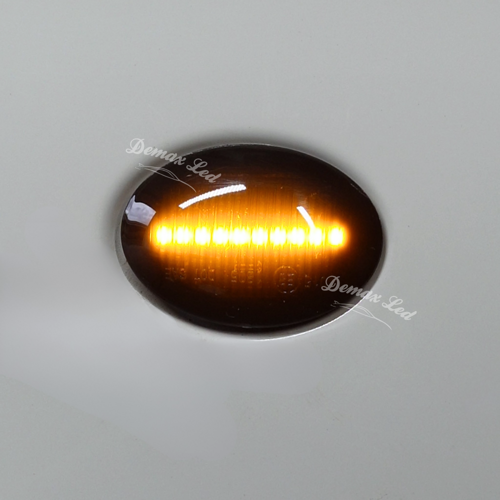 LED dynamic side indicators for Fiat 500 and Abarth, Smoked and Clear versions • Indicateurs latéraux LED dynamiques pour Fiat 500 et Abarth, versions Fumé et Transparent